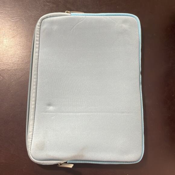 MacBook New Pro 13” shell with light blue soft case - Picture 4 of 5